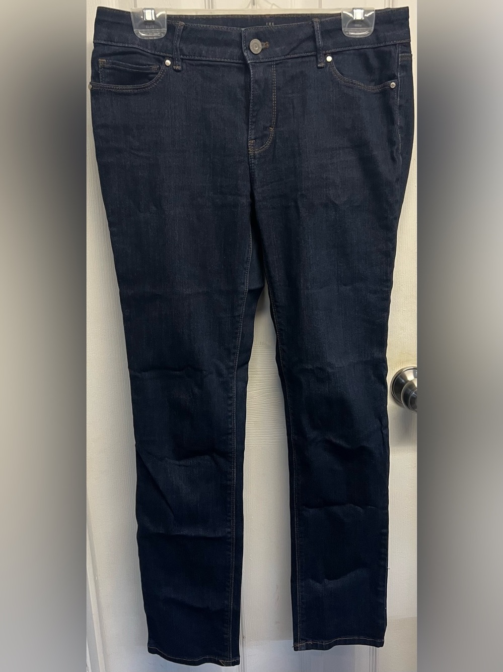 White House Black Market Women's Dark Blue Straight Leg Jeans